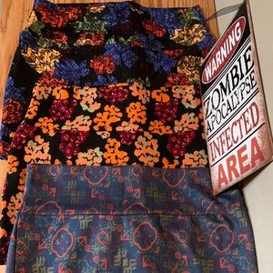 🧟‍♀️LulaRoe Cassie Skirt Bundle🧟‍♀️
